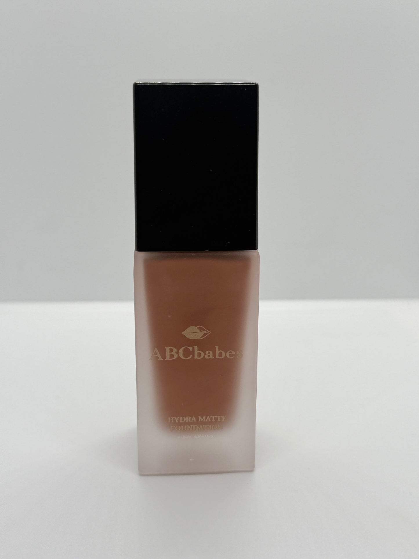 ABCbabes deep tan shade 38 with warm undertones ABCbabes