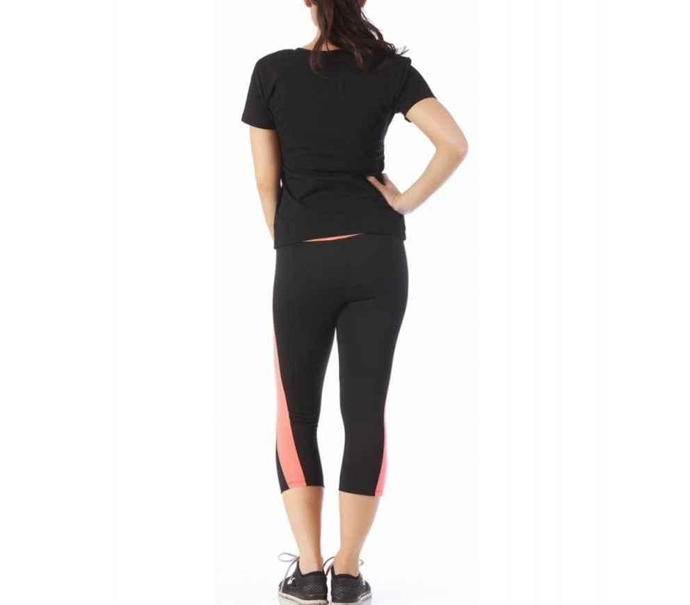 InstantFigure V-neck top with short sleeves 144023 InstantFigure INC