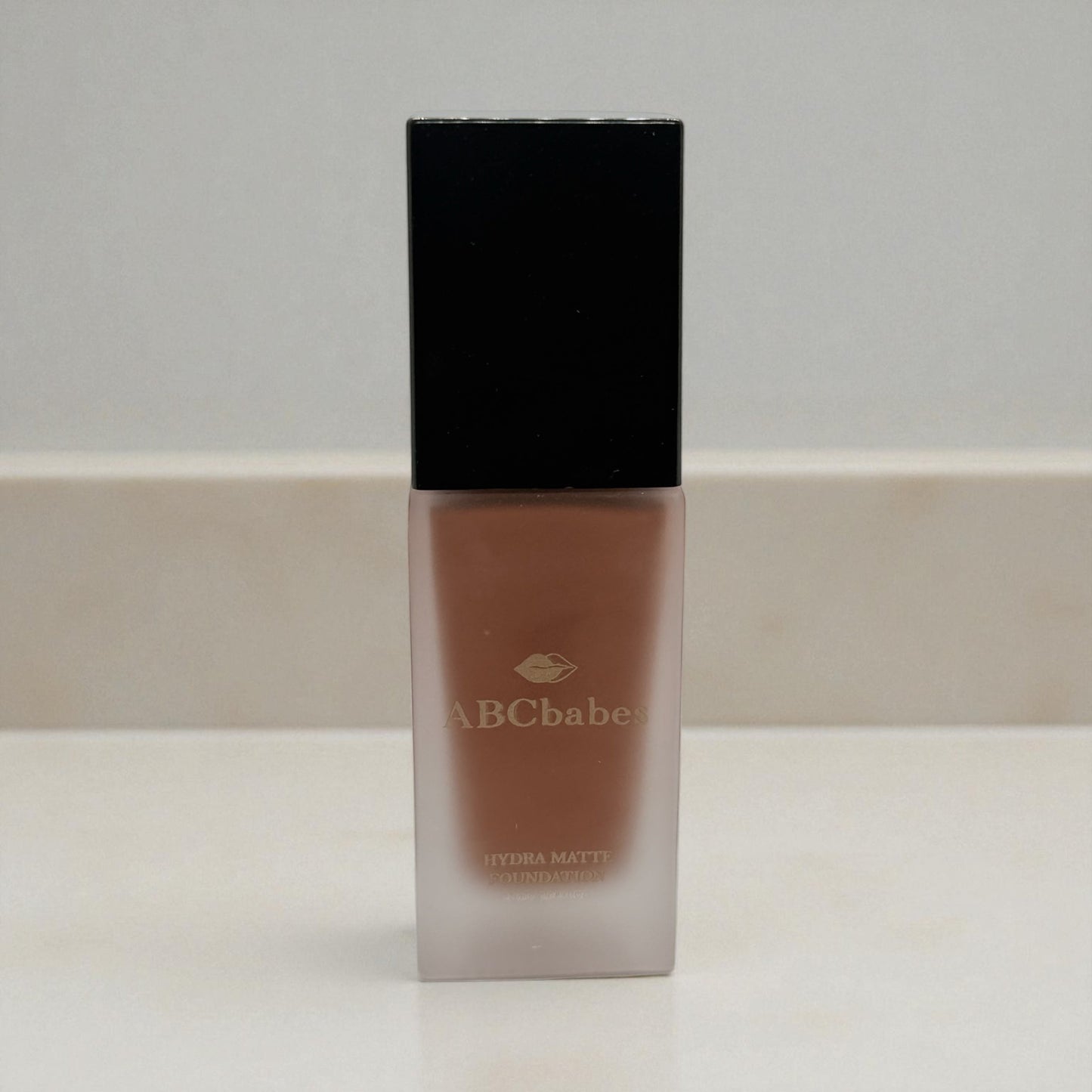 ABCbabes deep tan shade 38 with warm undertones