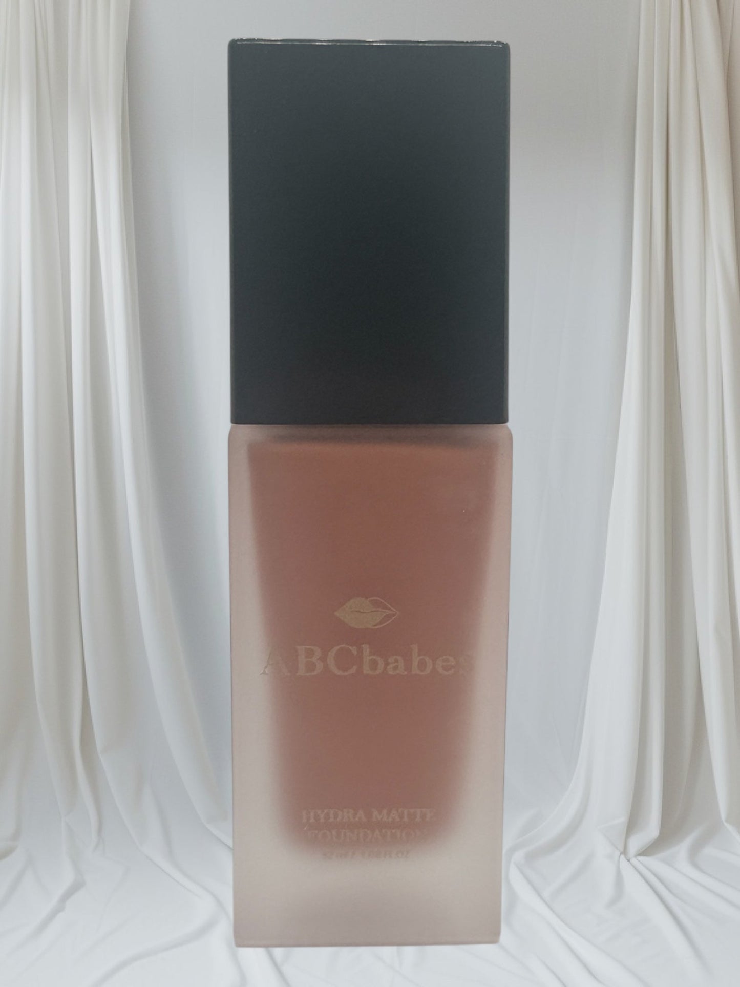ABCbabes deep shade#36 with cool undertones 