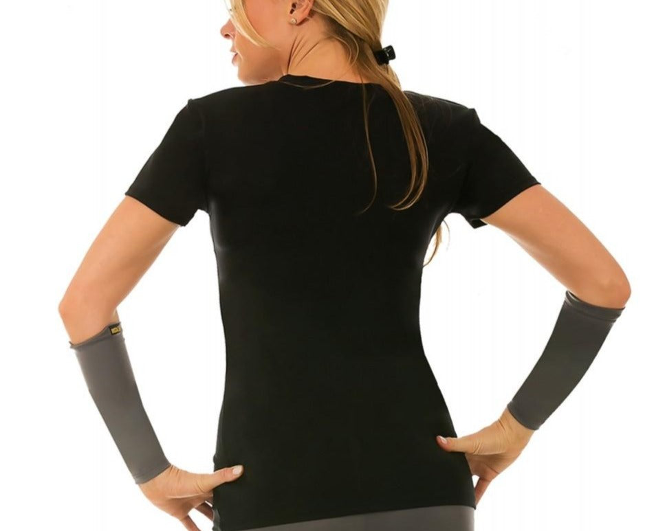 InstantFigure Activewear Compression Short Sleeve V-Neck Top AWT023 InstantFigure INC