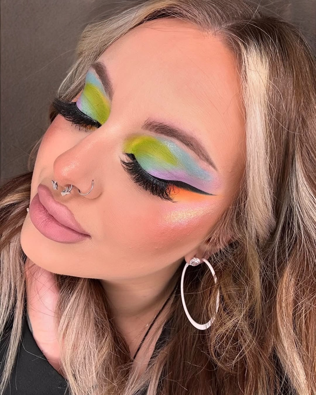 Ashunta Sheriff Beauty Unicorn All Over Glow Ashunta Sheriff Beauty