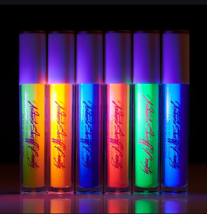 Ashunta Sheriff Beauty UV Vegan Paint Liners Ashunta Sheriff Beauty