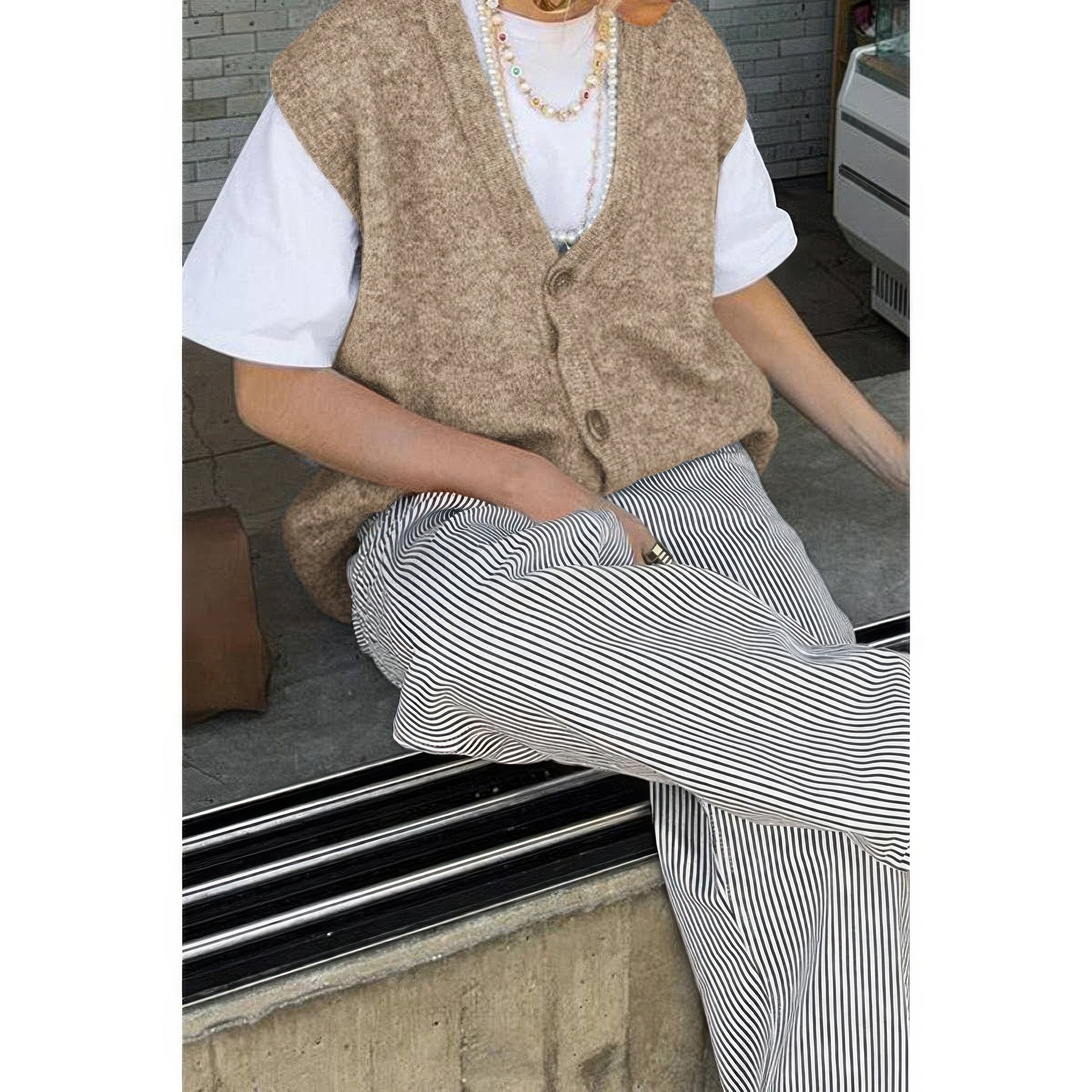 Solid V Neck Sleeveless Knitted Cardigan Vest